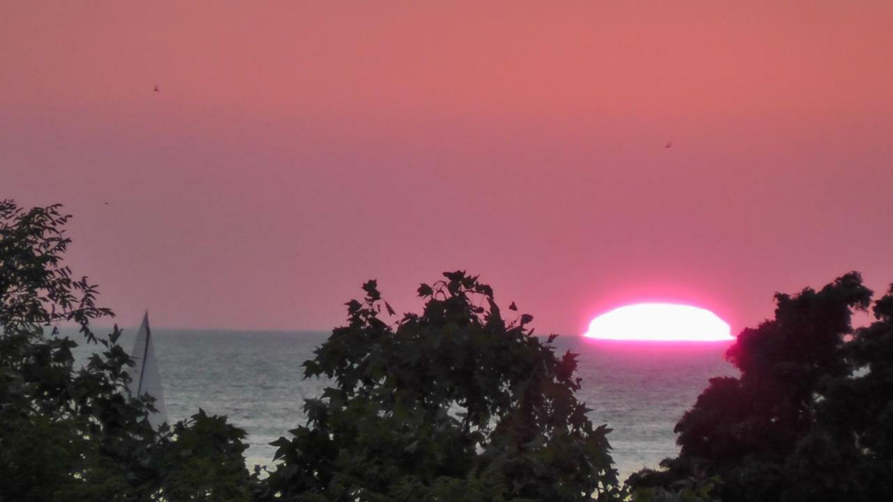 Sunset Delight In Old Town Appartement